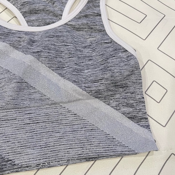LNDR Grey Sports Bra - Picture 6 of 8